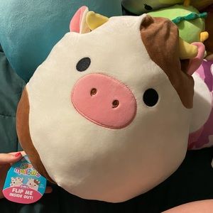 flipmallow cow and pig